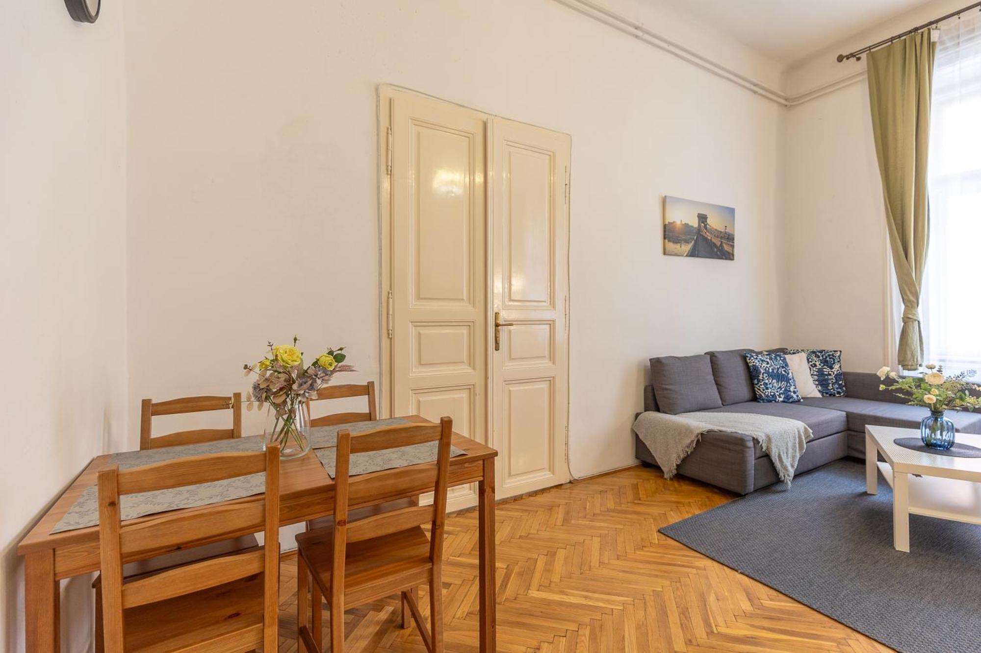 Raday Corner Apartment Budapest Luaran gambar