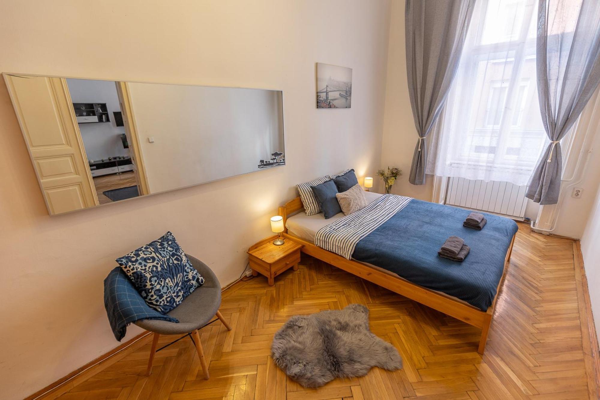 Raday Corner Apartment Budapest Luaran gambar
